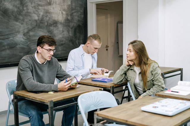 Idiomas y Capacitación